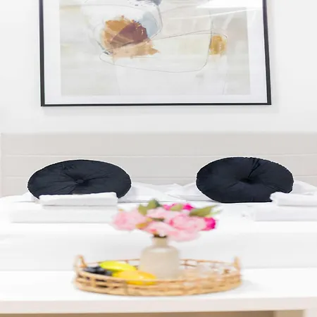 Dom wakacyjny Duplex - Place Victor Hugo Trocadero- Bail Mobilite *