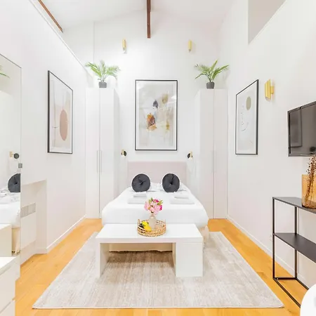 Duplex - Place Victor Hugo Trocadero- Bail Mobilite *