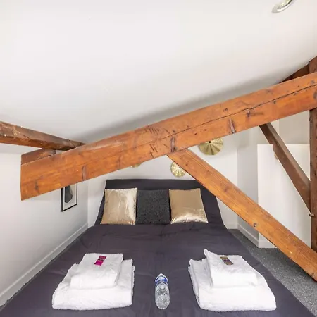 Dom wakacyjny Duplex - Place Victor Hugo Trocadero- Bail Mobilite